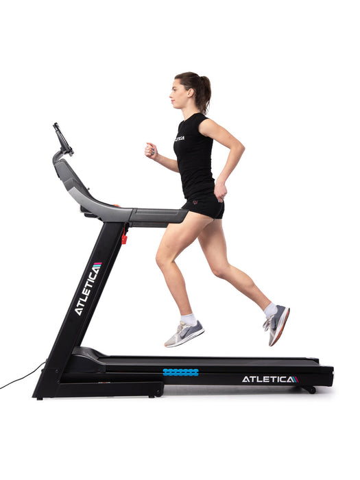 Courez sur le tapis roulant à jet atletica Heimtrainer, pliable